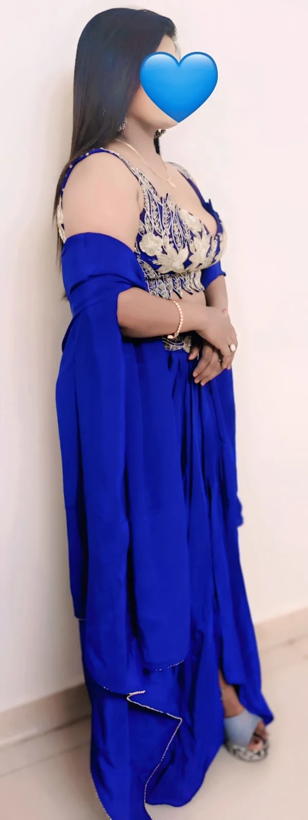 real meet and cam – Indian escort in Mumbai — 7 / 19