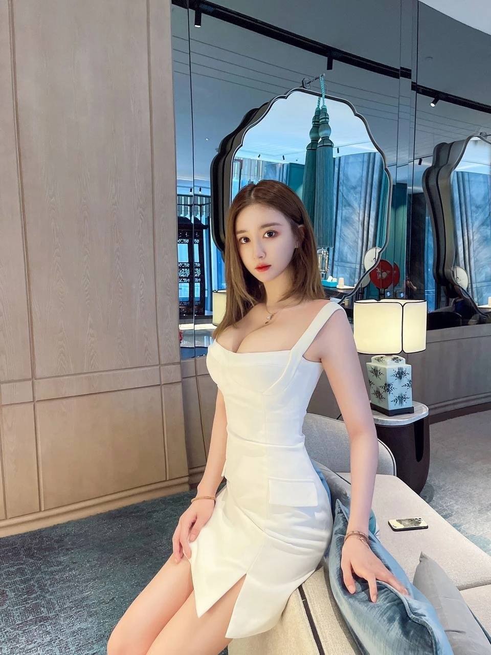 Xianyi in grand baie – Chinese escort in Mauritius — 4 / 5