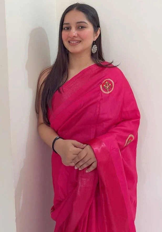 Sanjana – Indian escort in Hyderabad — 2 / 3