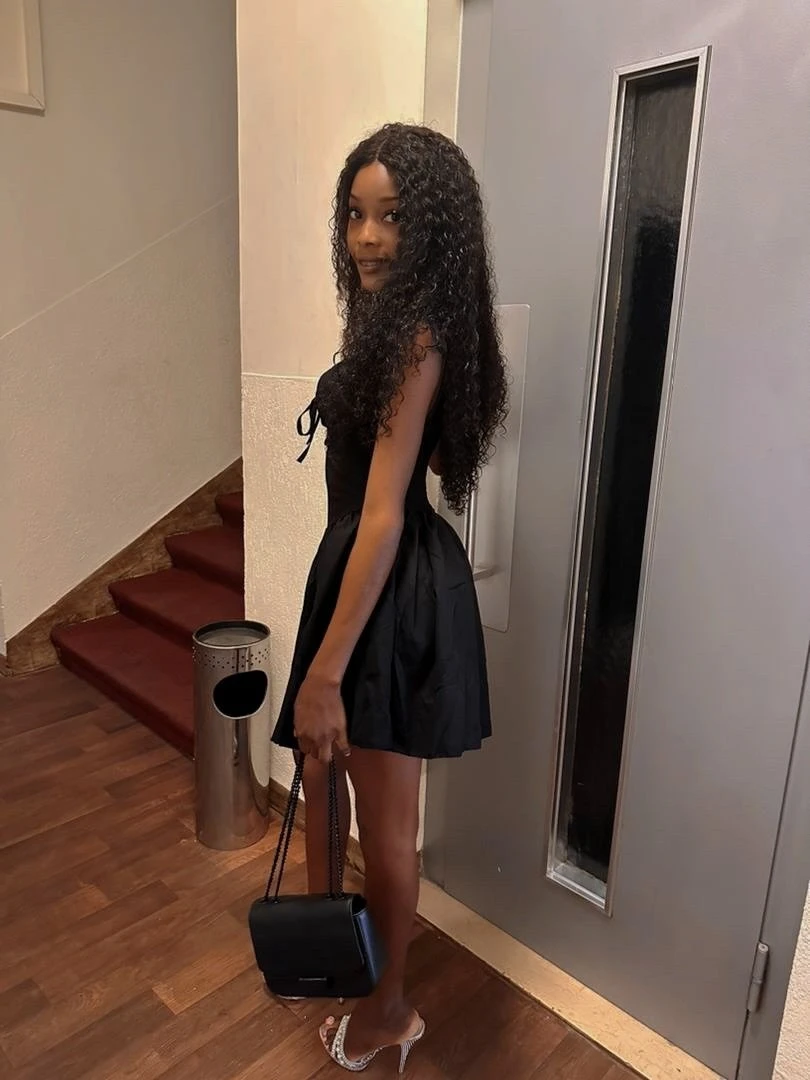 Slim Inna – Ghanaian escort in Beirut — 4 / 5