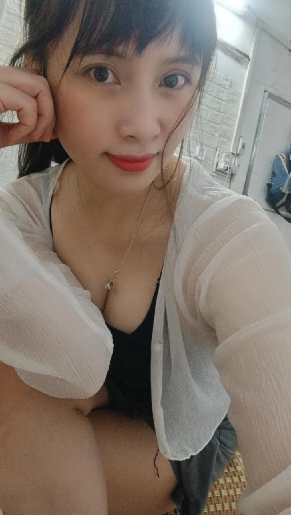 Linlin – Vietnamese escort in Hanoi — 4 / 6