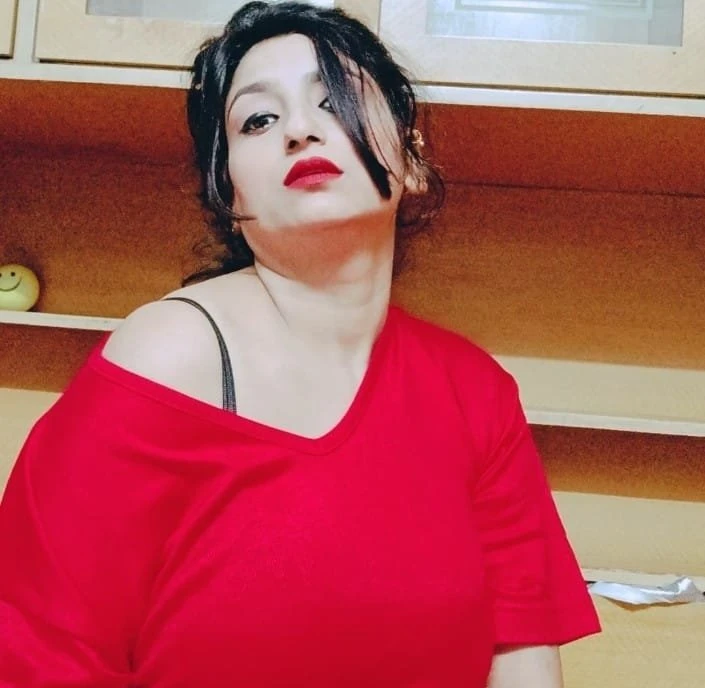 Soniya Sharma – Indian escort in Ludhiana — 1 / 6