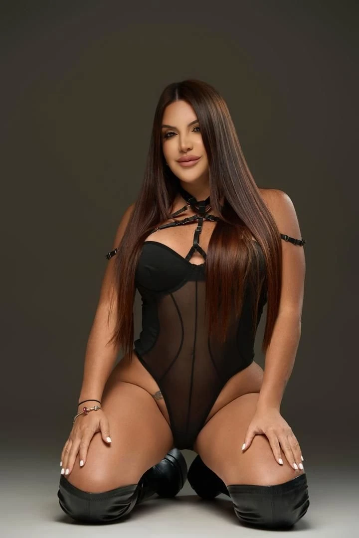 Kristina – Venezuelan escort in Beirut — 9 / 10