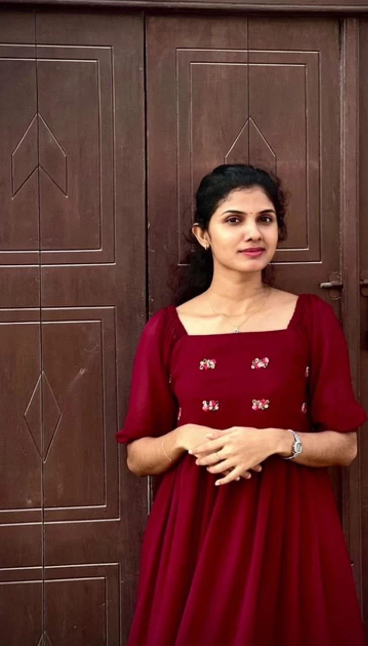 Indrani – Indian escort in Thiruvananthapuram — 2 / 5