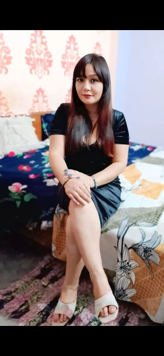 Your Pari – Indian adult performer in New Delhi — 2 / 4