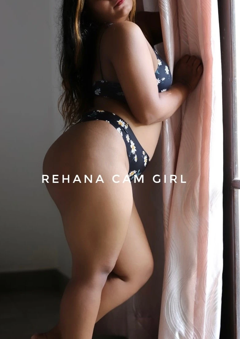 CURVY QUEEN LIVE SHOW – Sri Lankan escort in Colombo — 30 / 31