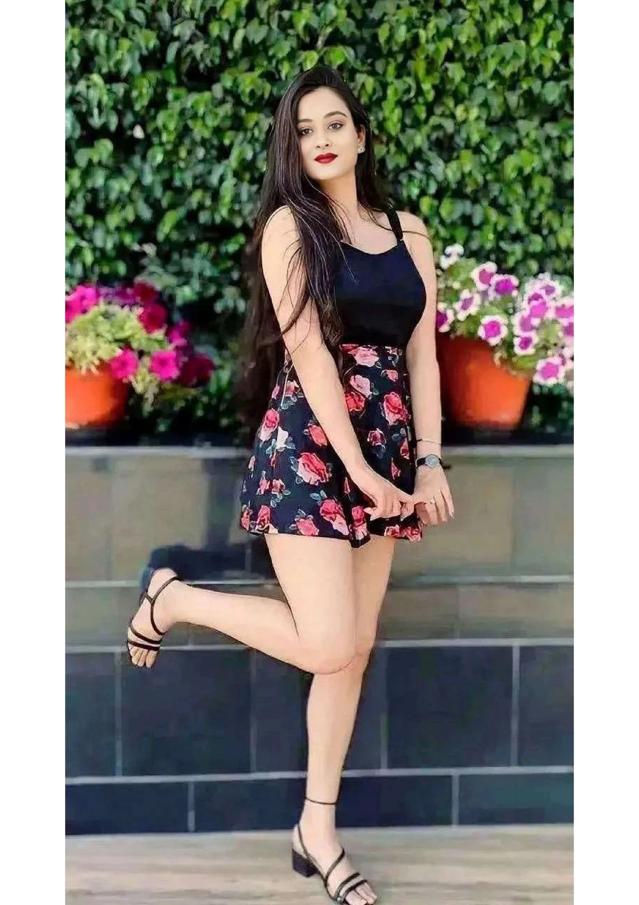 FULL CASH PAYMENT AVAILABLE PRIYA – Indian escort in Kolkata — 8 / 12