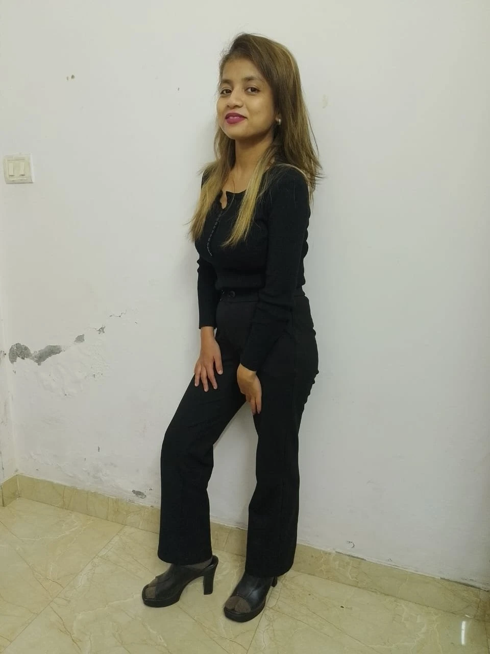 Akruti Independent Video Confirmation – Indian escort in New Delhi — 10 / 11
