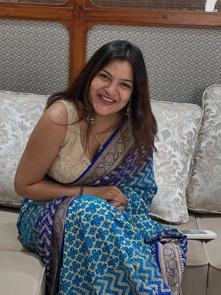 Karishma – Indian escort in Hyderabad — 2 / 5