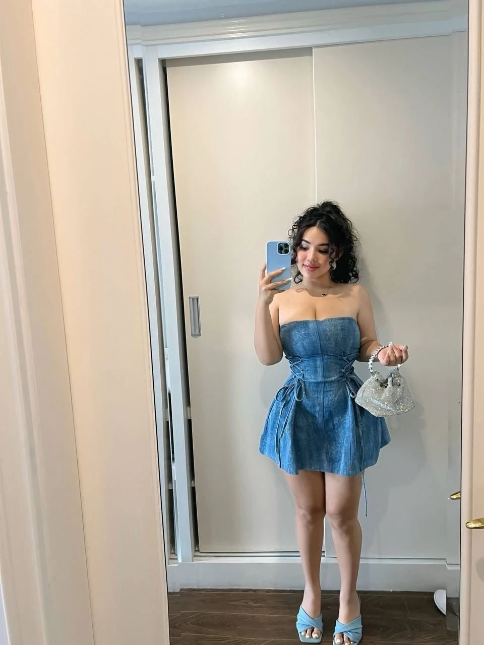 vy vy – Vietnamese escort in Ho Chi Minh City — 12 / 20