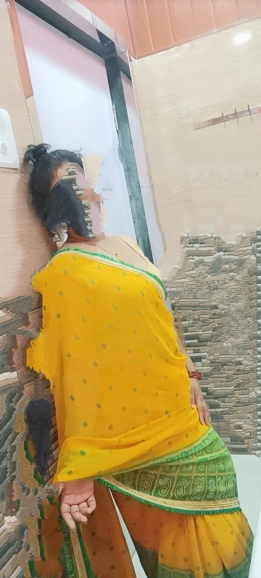 Chubby Queen – Indian escort in Mumbai — 14 / 15