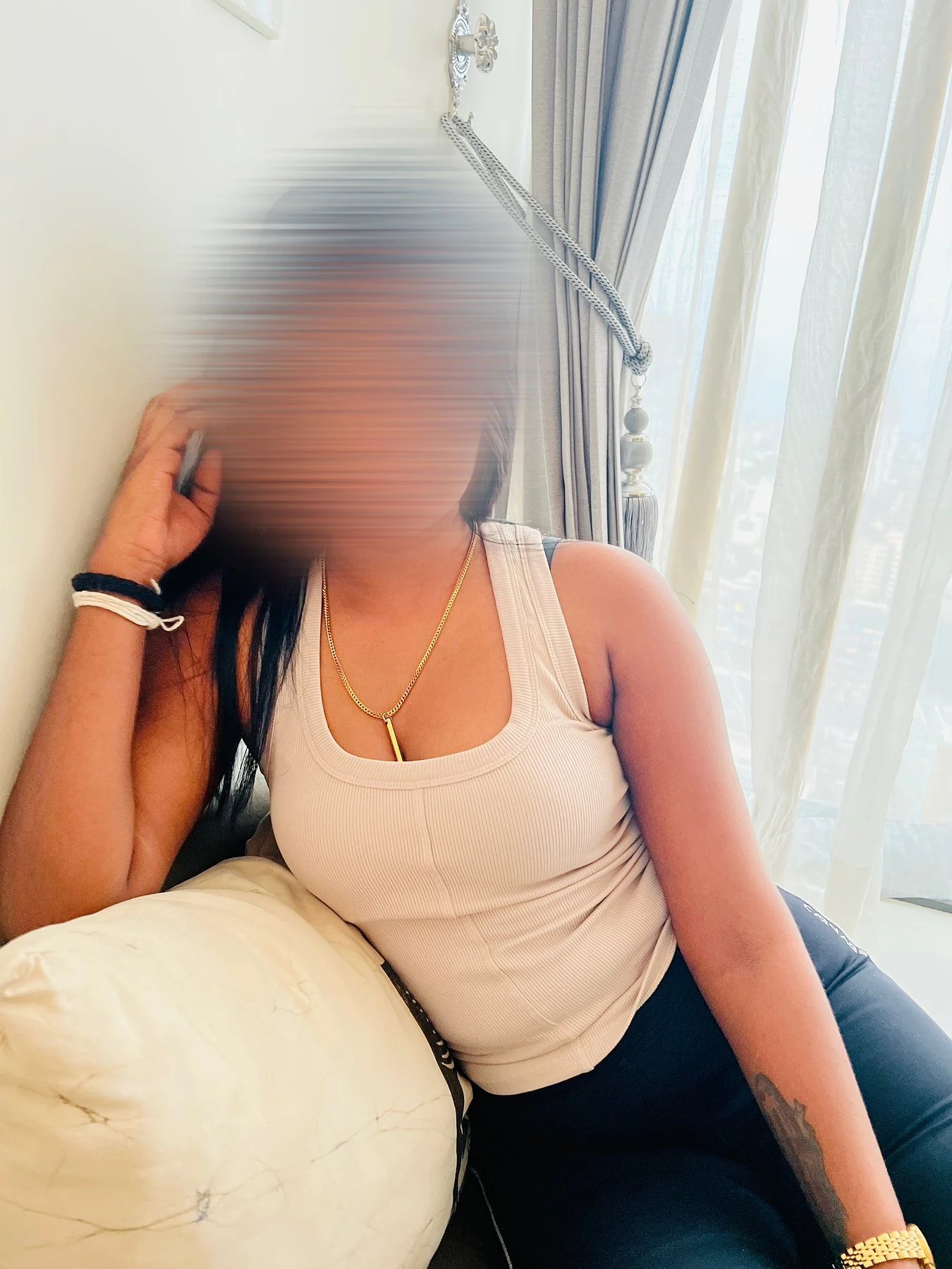 Malki Gfe – Sri Lankan adult performer in Colombo — 8 / 12