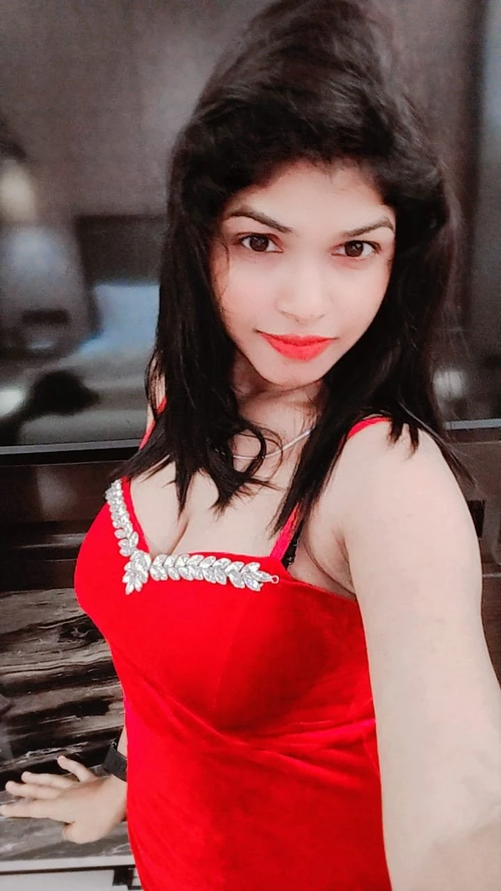 Jyoti Cam Show and Real Meet ♡ { GFE } – Indian escort in Mumbai — 2 / 7