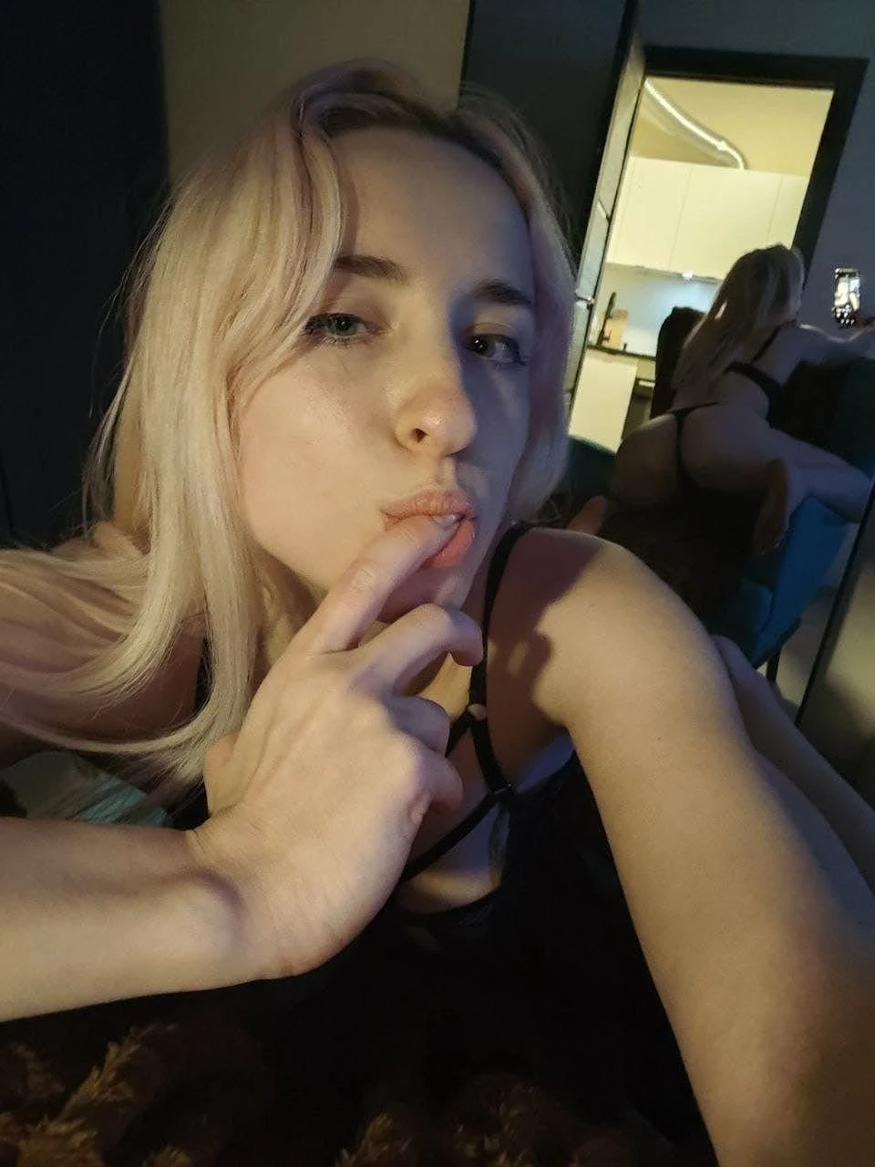 Chloe Sweet Poison – Russian escort in Hong Kong, Escort, Hong Kong
