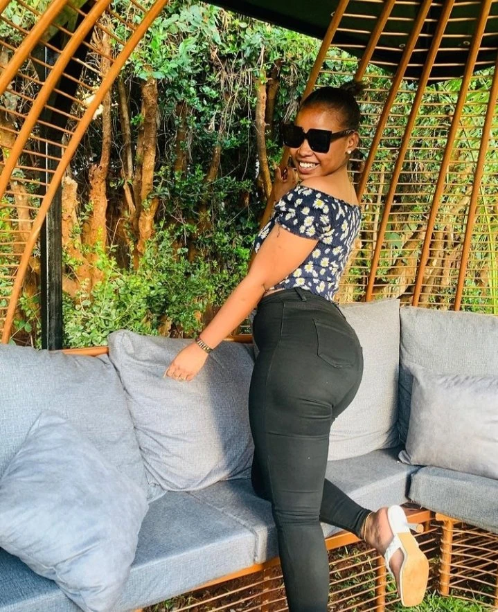 Val – Tanzanian escort in New Delhi — 3 / 4