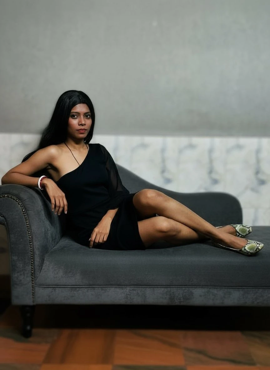 Hot Girl Ruhi - Real and Cam Meet – Indian escort in Kolkata — 7 / 9