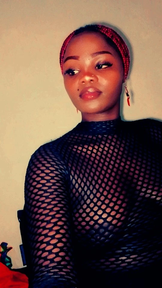 African Black Queen +91//690956//4654 – escort in Gurgaon — 5 / 9