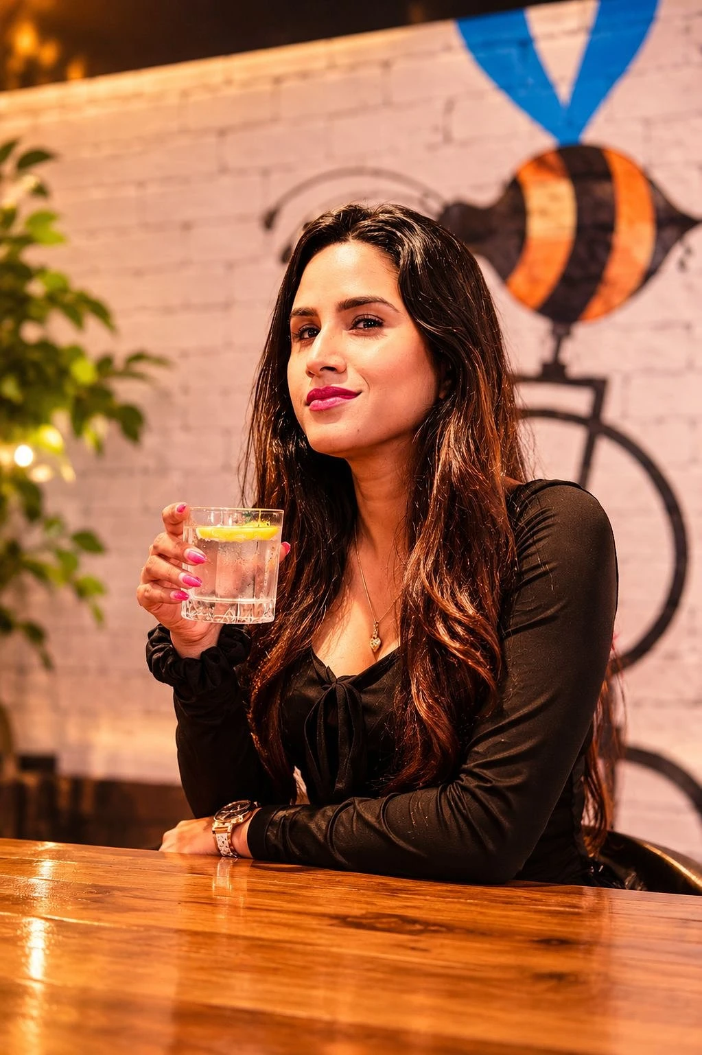 Neha Sharma GFE – Indian escort in Mumbai — 25 / 27