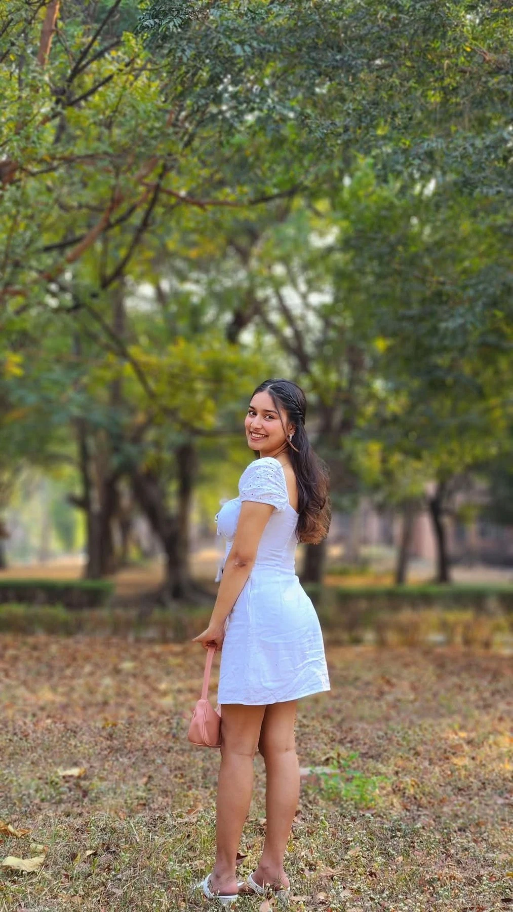 Kavita Gurung – Nepalese escort in Kathmandu — 2 / 4