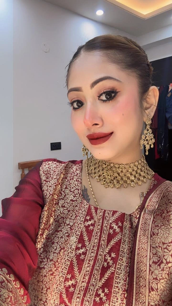 V'i'p Premium Genuine Models Available – Indian escort in Pune — 2 / 13