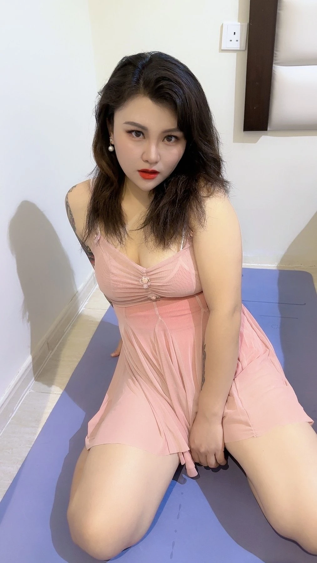 Talisa has just arrived at Podgorica – Singaporean escort in Montenegro — 6 / 7