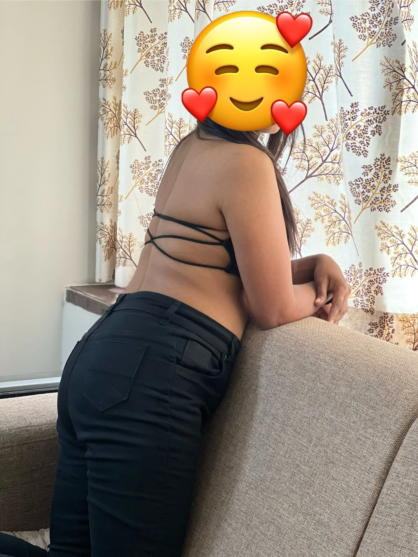 Somya singh – Indian escort in Noida — 6 / 10