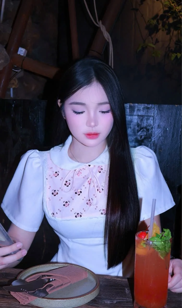 Catttt Miu – Vietnamese escort in Phu Quoc — 4 / 9