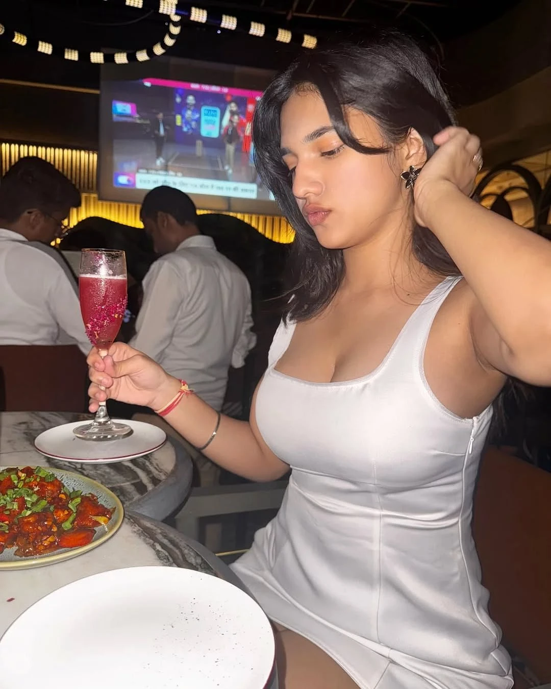 Amisha Escort Vvip – Indian escort in Shimla — 2 / 4