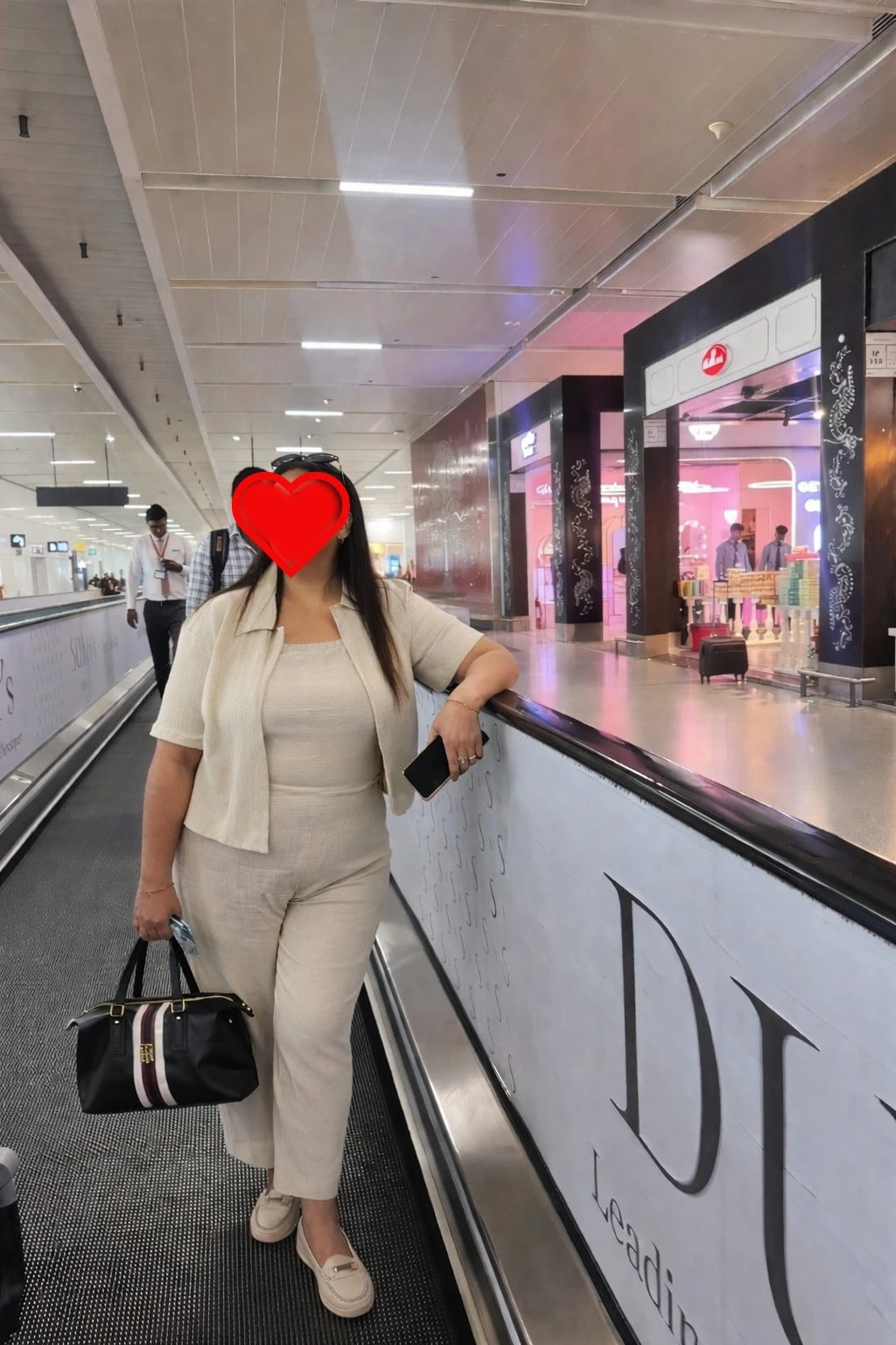 Shruti - read profile before DM – escort in New Delhi — 3 / 5