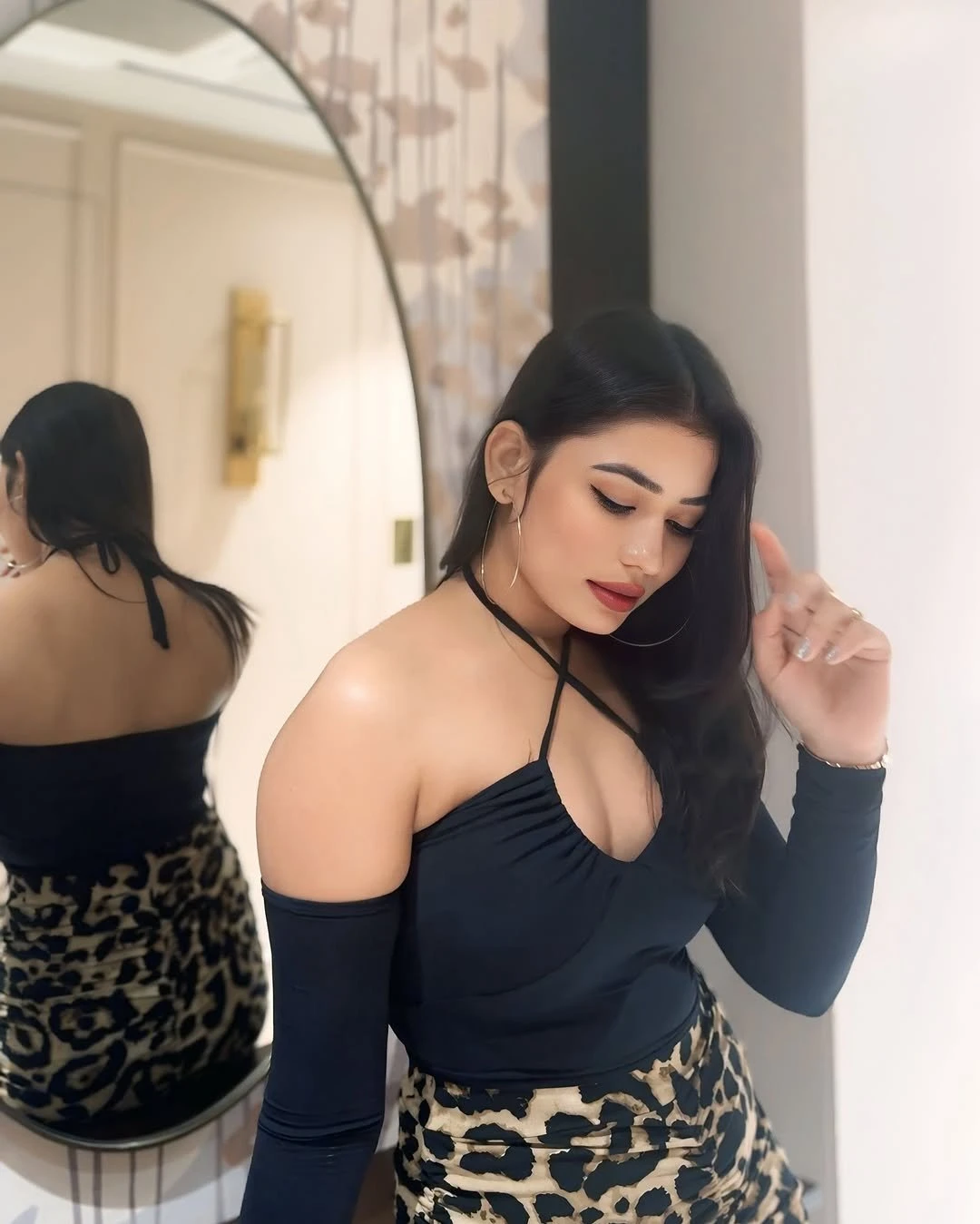 Yogita Patel – Indian escort in Pune — 2 / 3