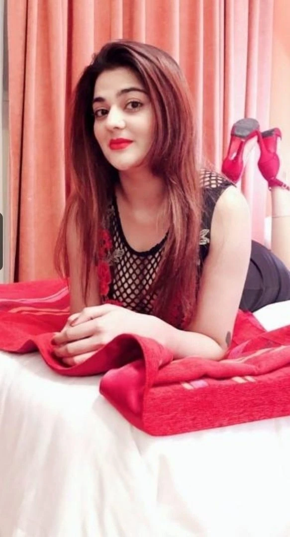 Escort Model O3O7III3332 – Pakistani escort in Islamabad — 4 / 11
