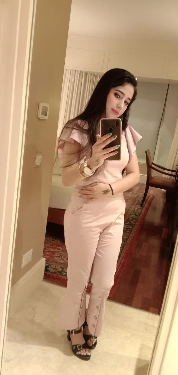 Sona – Indian escort in Mumbai — 1 / 5