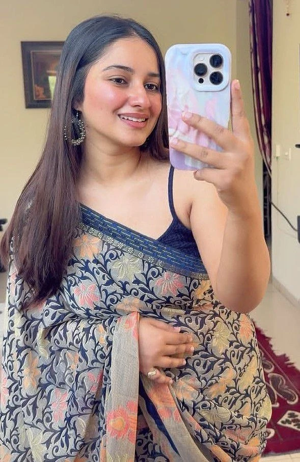 Prakhya – Indian escort in Kochi — 3 / 4
