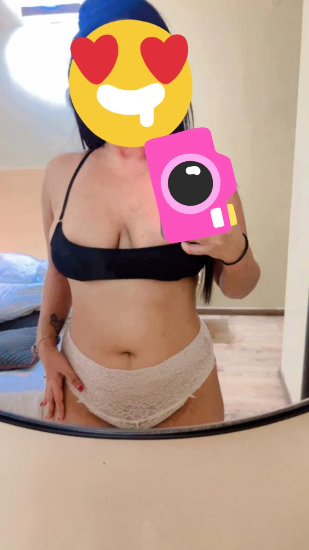 Pinky – Mexican escort in Mumbai — 4 / 5