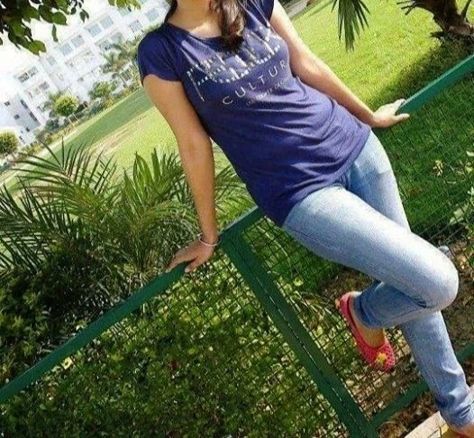 Roshana – Sri Lankan escort in Colombo — 2 / 3