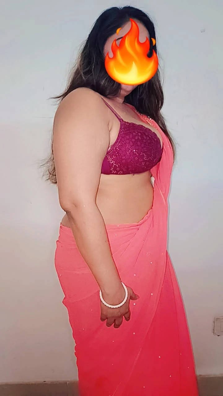 Sikandar Kour Panjabi Bhabhi Real Meet – Indian escort in New Delhi — 1 / 7