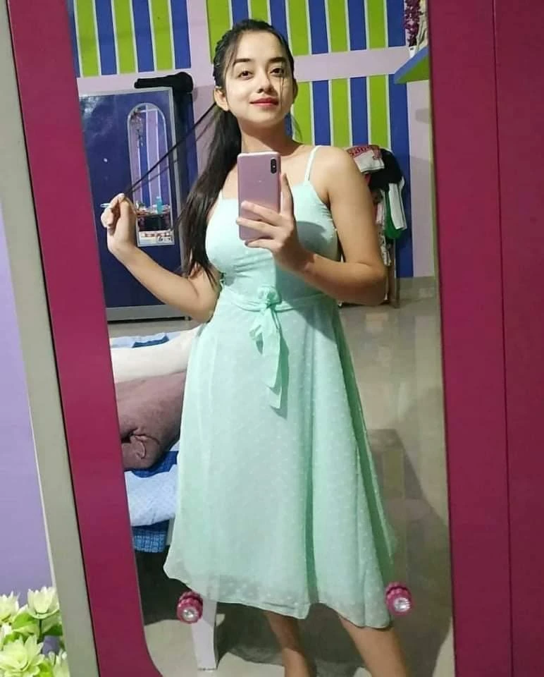 Radhika all Thane service – Indian escort in Thane — 2 / 5