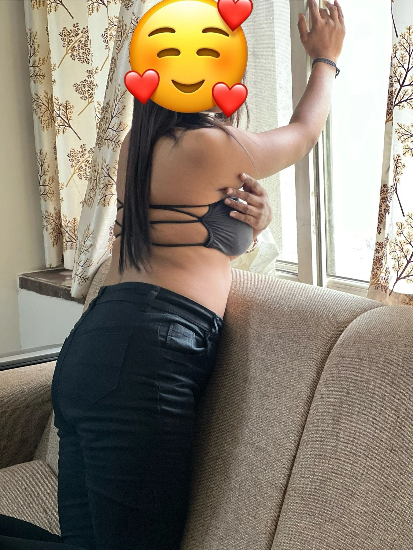 Somya singh – Indian escort in Noida — 7 / 10