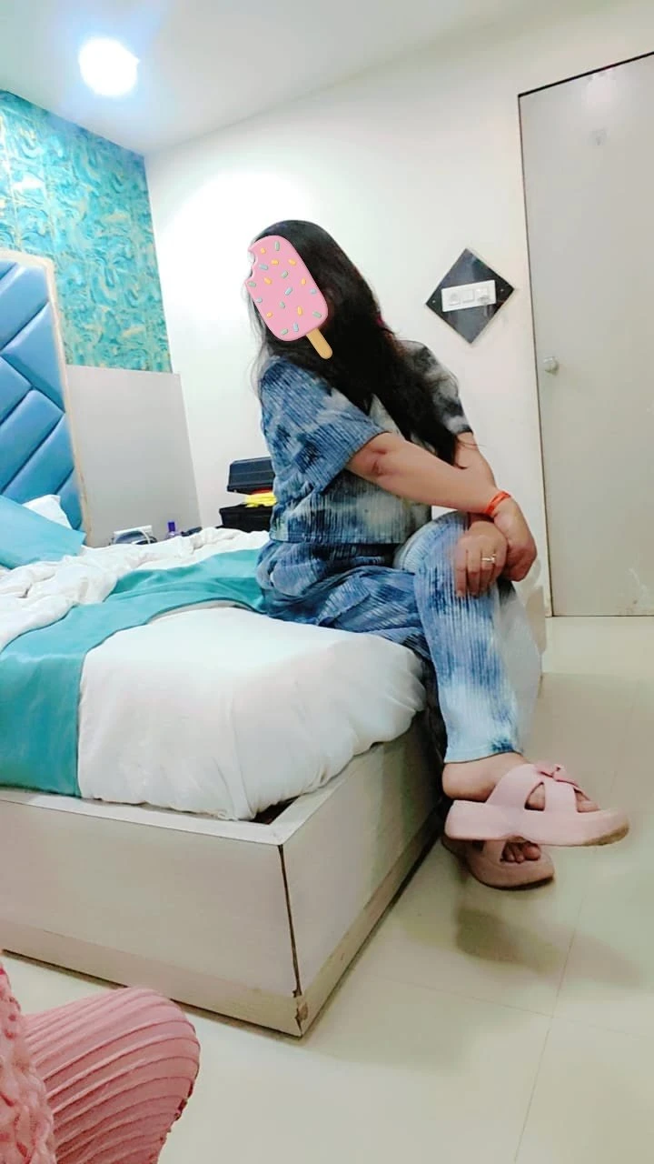 Very Erotic & Graceful Genuine Escort – Indian escort in Pune — 2 / 3