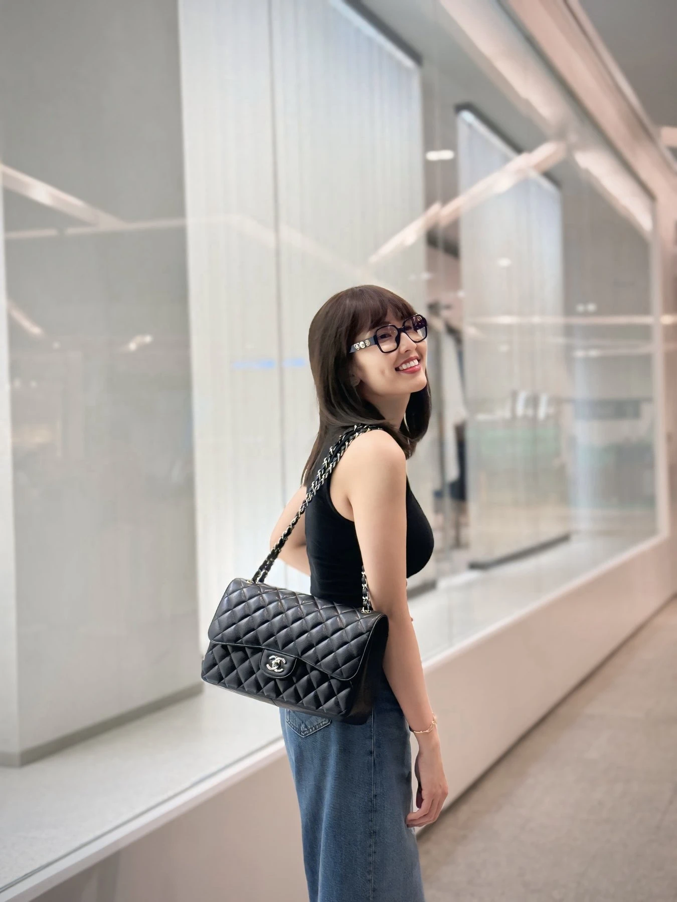 Simple, Happy, and Authentic – Singaporean escort in Seoul — 24 / 30