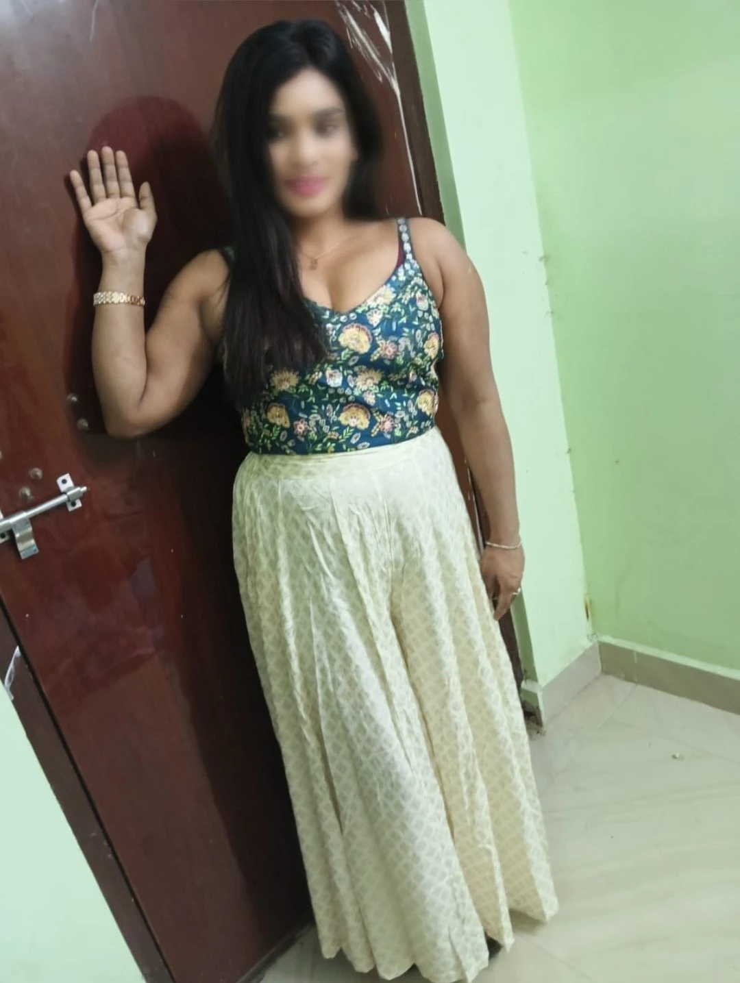 Real Escorts service - Most trusted – Indian escort in Hyderabad — 4 / 6