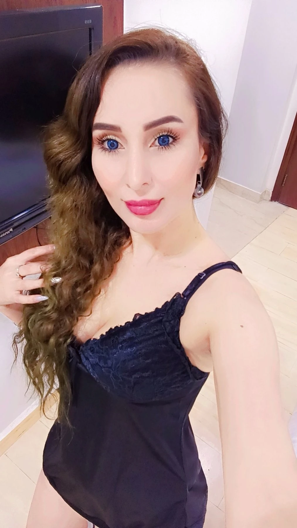 Russian Escort Near by Surya Hotel Nfc – Russian escort agency in New Delhi, Escort, New Delhi
