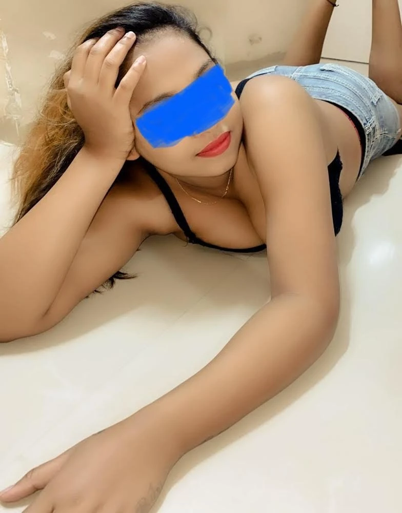 Maya Girlfriend – Indian escort in Mumbai — 5 / 10