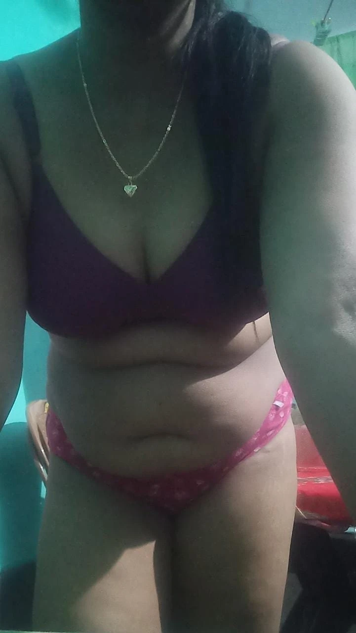 sweety – Indian escort in Kolkata — 6 / 8