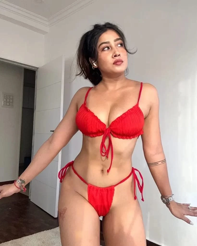 I Am Sofia Ansari.let's go for a date... – Indian escort in Mumbai — 13 / 17
