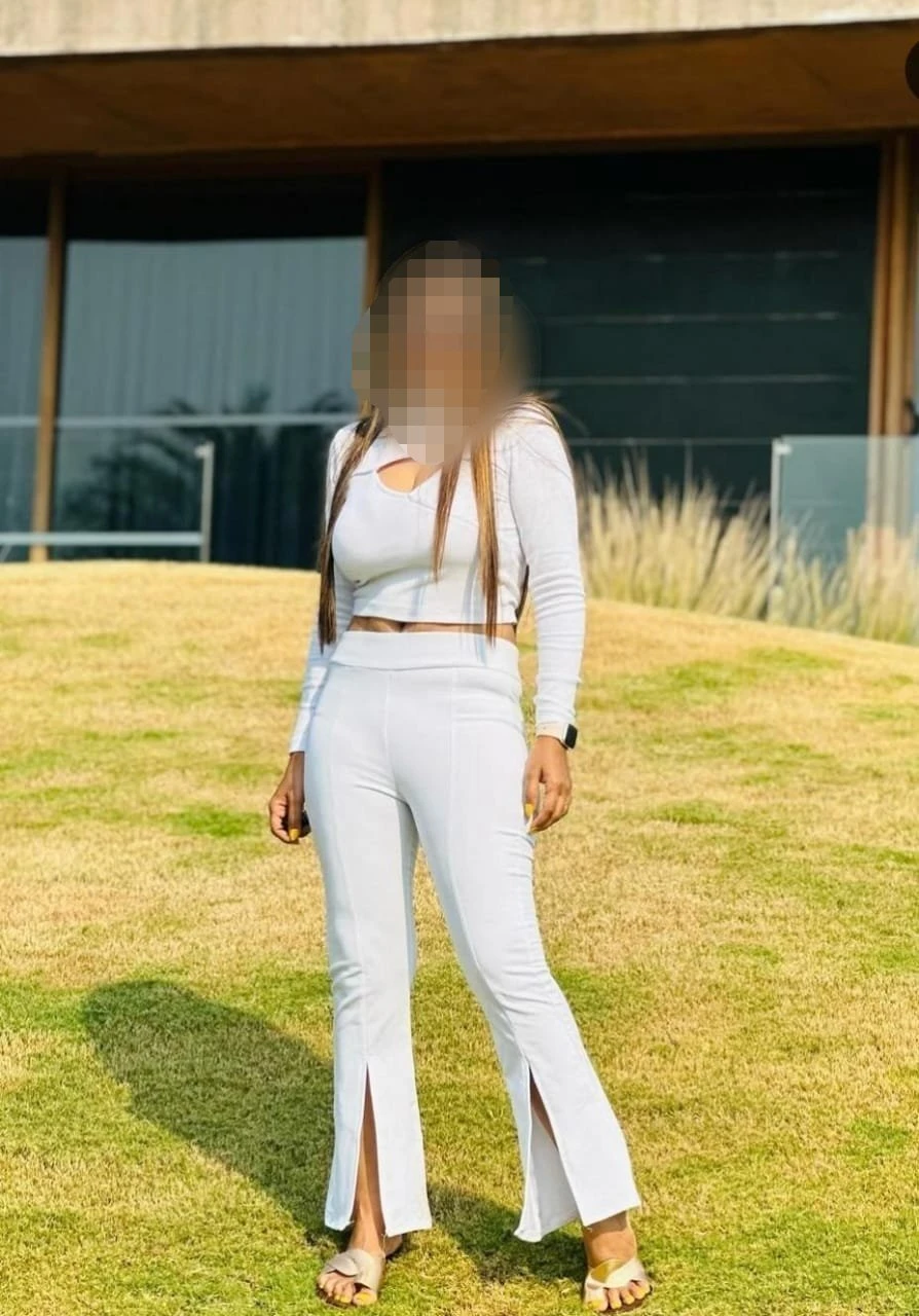 Cool Girl is Back: Ready for Fun – Indian escort in New Delhi — 1 / 2