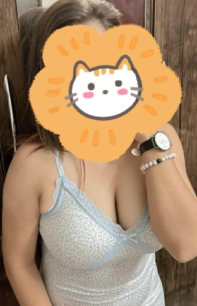 Afreen – Indian escort in New Delhi — 6 / 16
