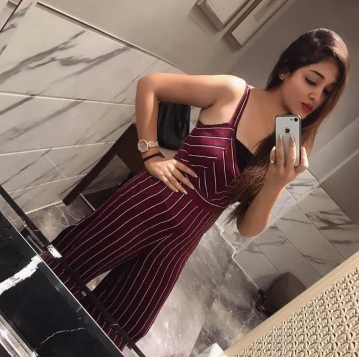 Russian and Indian Model Real Meet – Indian escort in Navi Mumbai — 2 / 5