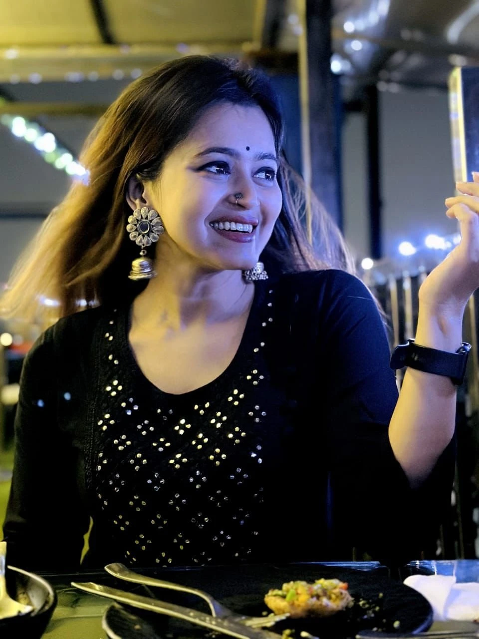 Amrita Escort Service & Cam Show – Indian escort in Kolkata — 1 / 6