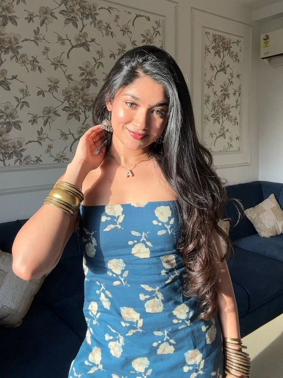 Vip Escort High Profile – Indian escort in Pune — 2 / 5